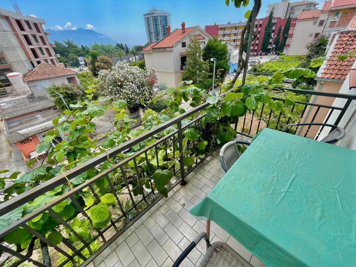 Garden House Μπούντβα Εξωτερικό φωτογραφία