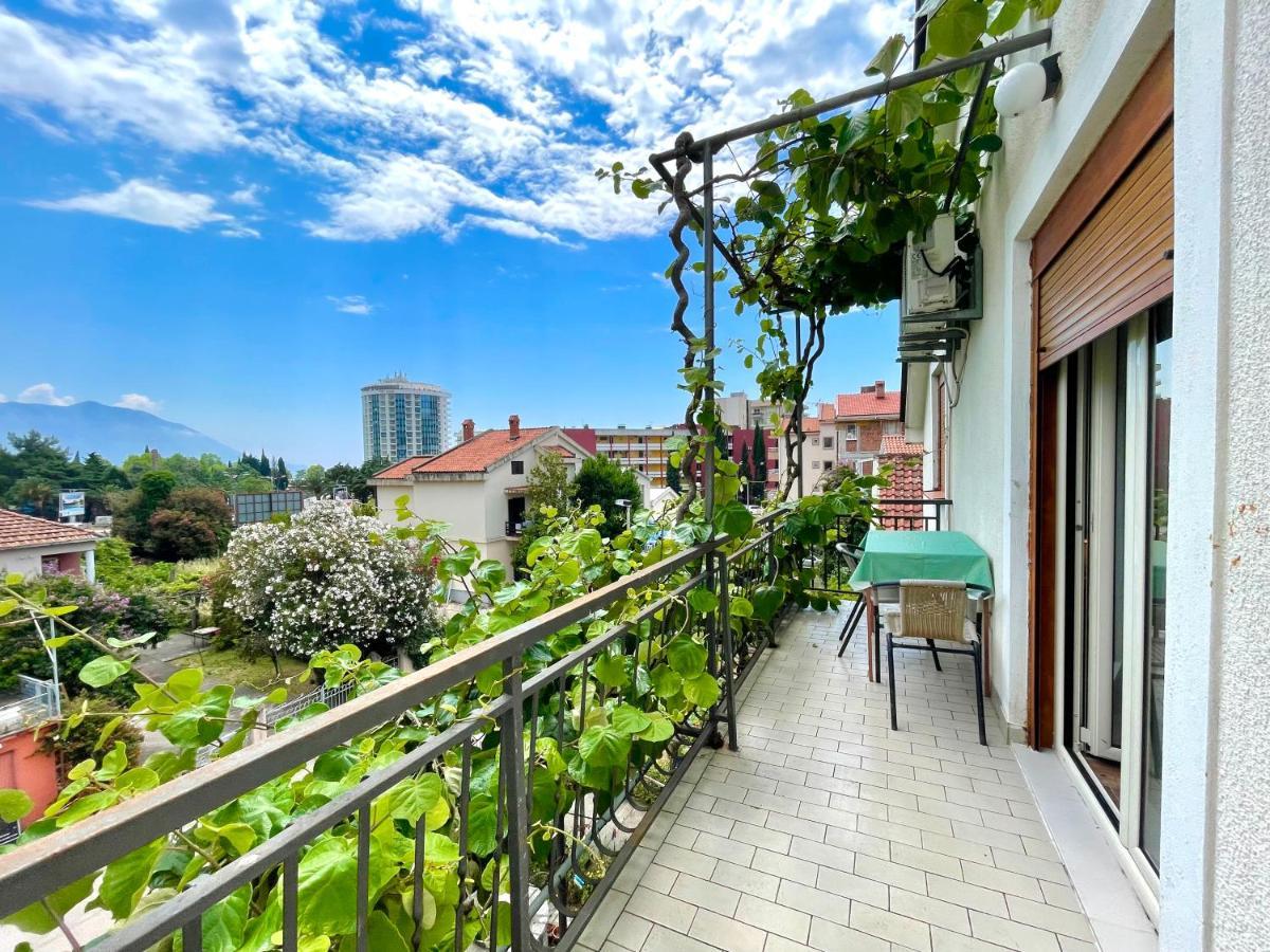 Garden House Μπούντβα Εξωτερικό φωτογραφία